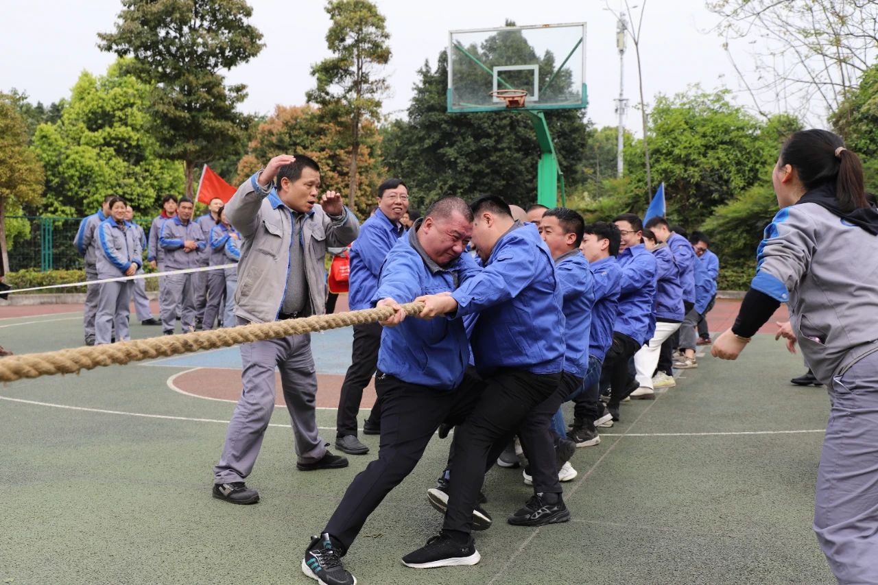 凝“繩”聚力 “拔”出精彩——慶祝建廠85周年職工拔河比賽